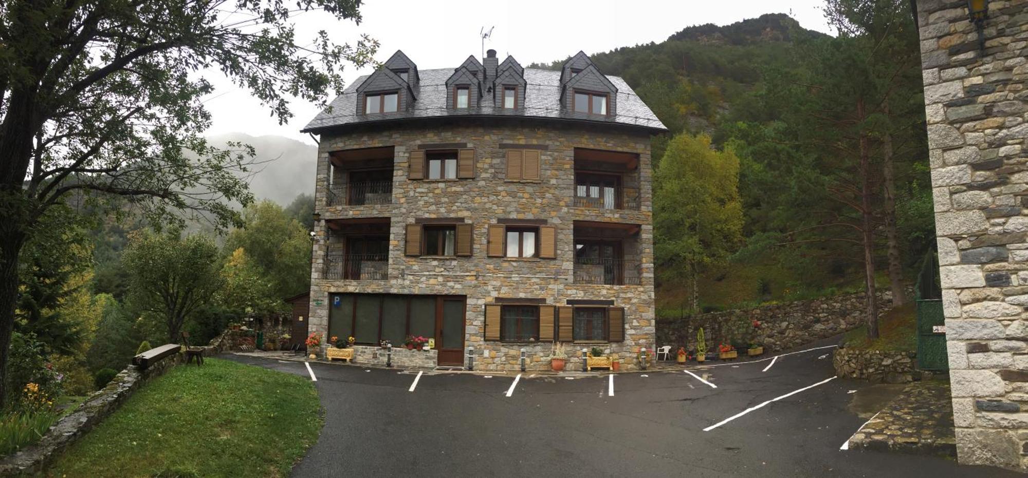 Apartaments La Peguera Bohí Exterior foto